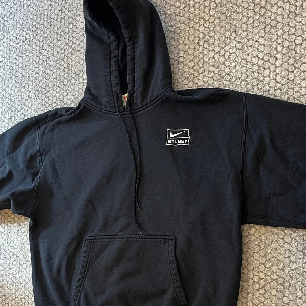 Stussy Black Pullover Hoodie - Picture 4 of 4